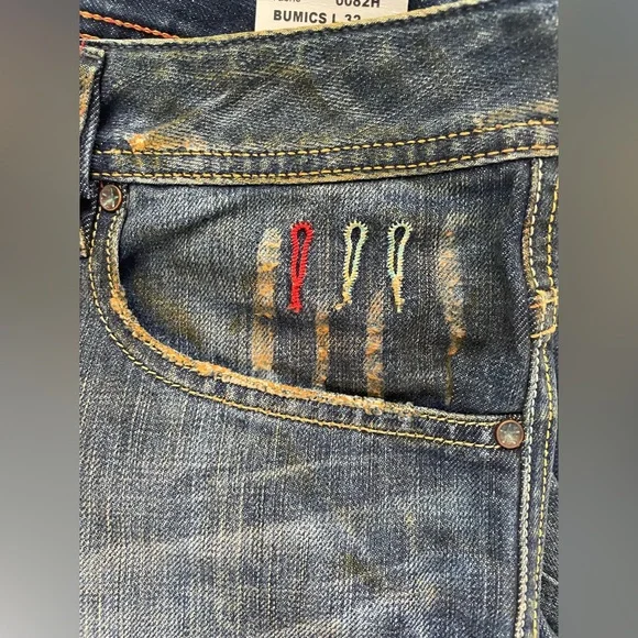 NEW AUTHENTIC DIESEL MENS SIZE 30x32 CLASSIC BUMICS DENIM STRAIGHT LEG JEANS